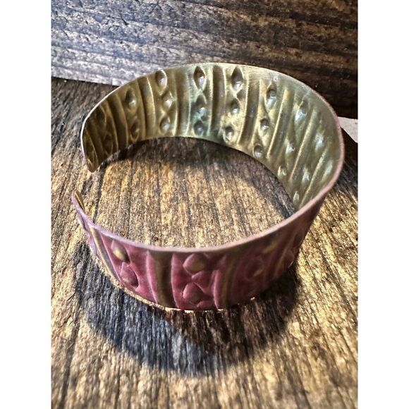 Handcrafted Artesian‎ Boho Brass Patina Bracelet, Warm Red Dots & Lines, Adjusta - Picture 6 of 6